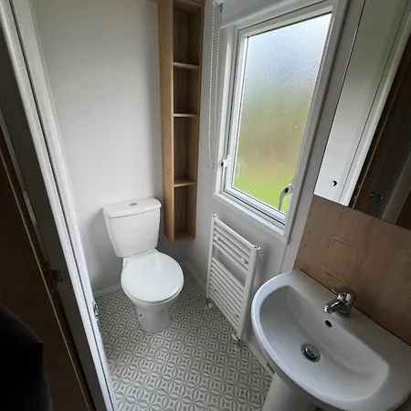 View Caravan - Haven Lakeland Kemping